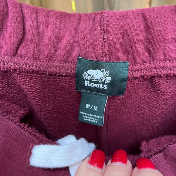 Beaver Canoe Burgundy Sweat Shorts Size M Cozy Classic - Picture 2 of 4